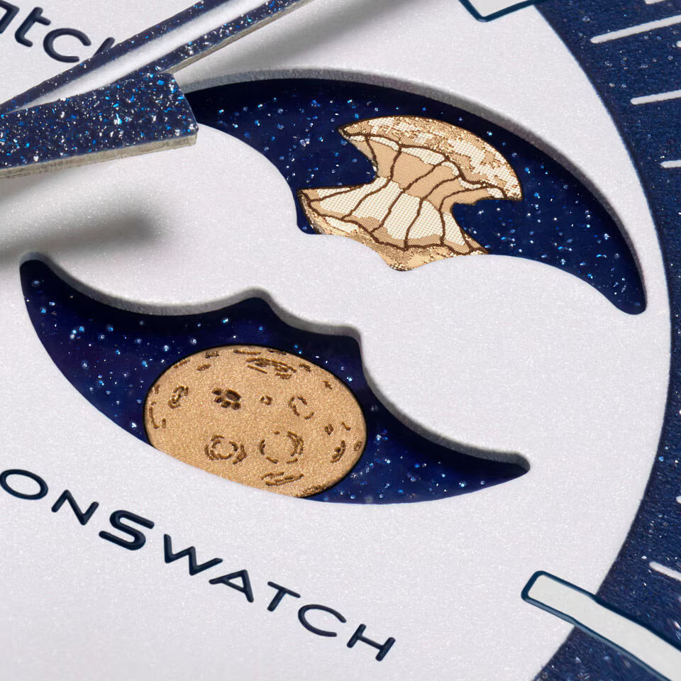 MoonSwatch MISSION TO EARTHPHASE GOLD